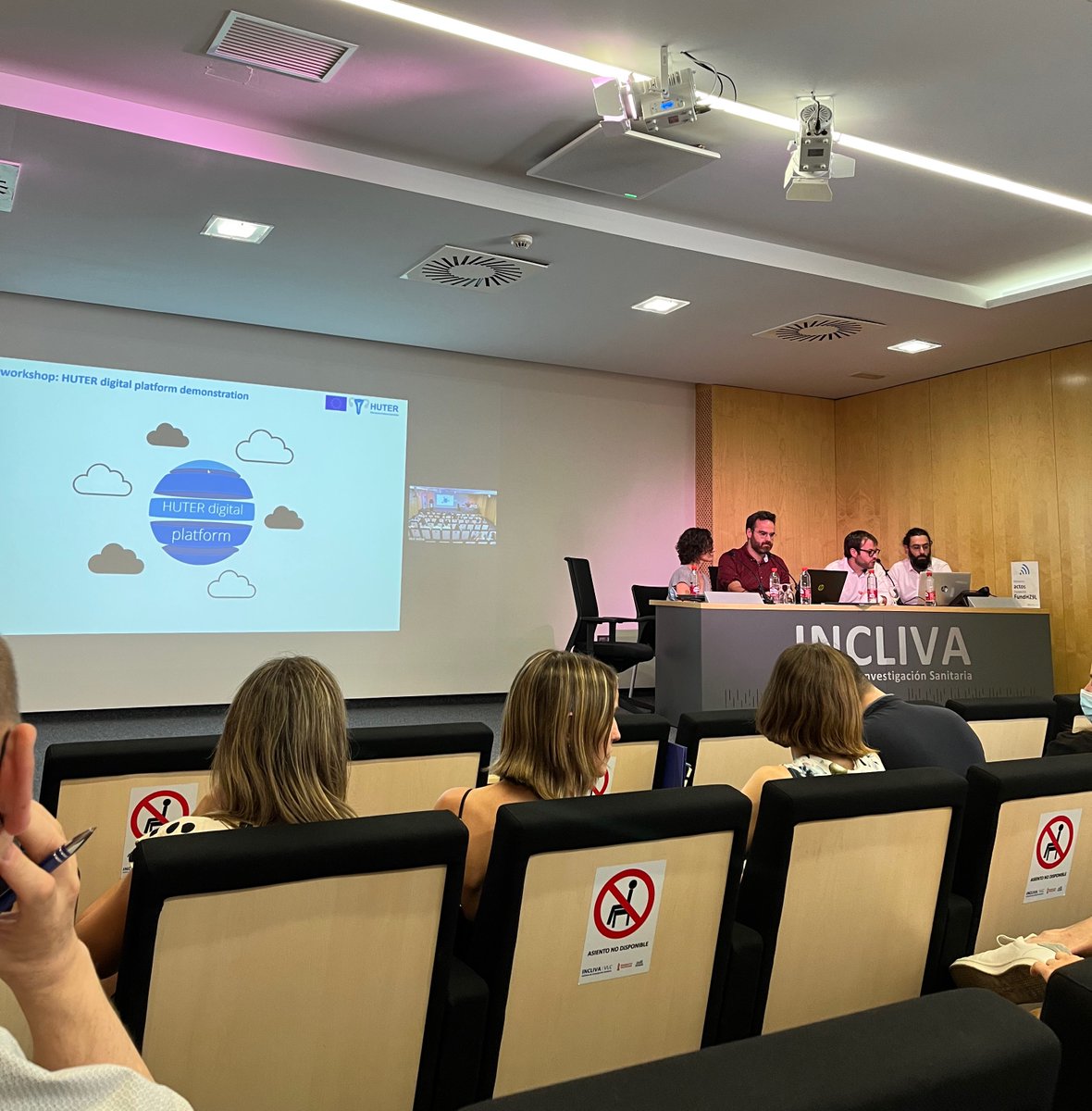 Training session “cloud-based open access platform, validation of its usability” starting now. Speakers: Antón &amp; Cristobal (from Bahia Software); Raúl &amp; Beatriz (from INCLIVA)