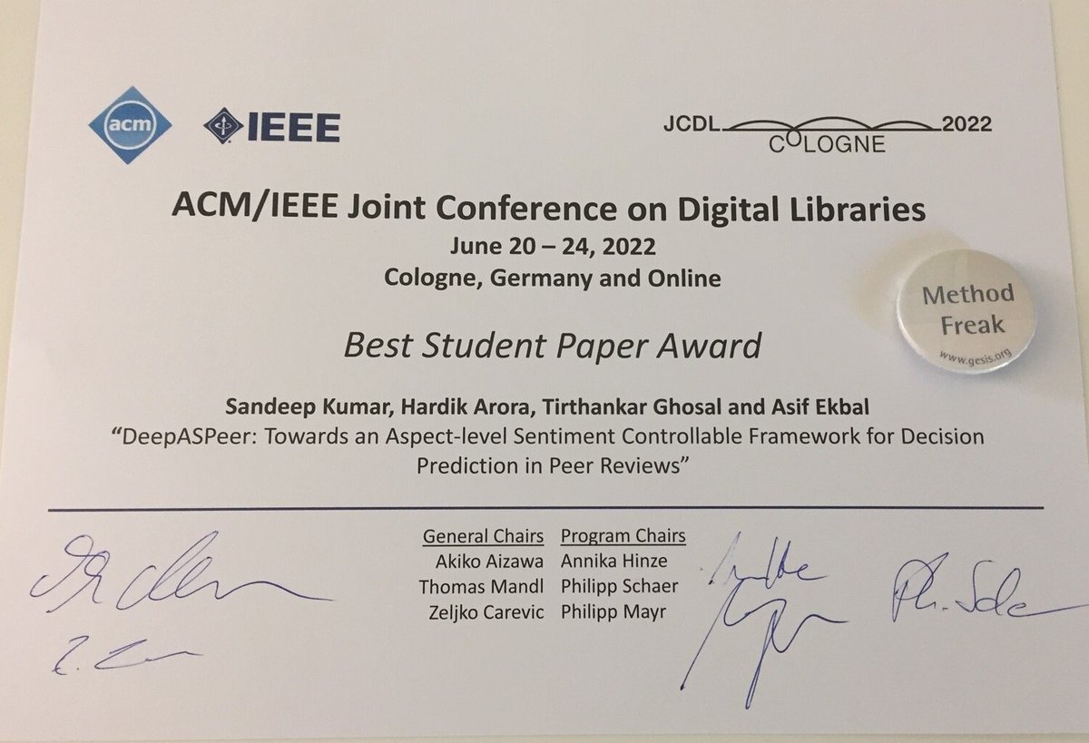 TirthankarSlg's tweet photo. @jcdl2022 @JCDLConf #JCDL2022 #NLProc #peerreviews @ai_nlp_ml_iitp @ufal_cuni 
#bestpaper
👉https://t.co/nYdK7sCacc https://t.co/kq5UNgtuRN