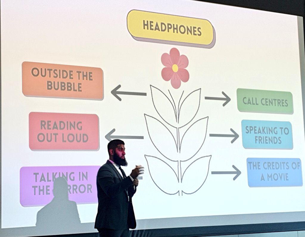 .<a href="/MusharafAsghar/">Mushy</a> shares the "flower method" and why always thinking outside the box is critical. The impact of a teacher is huge - they don't just educate, they can change a life. The time and effort Mr Burton put in, was why he is standing here today. 🙌💜