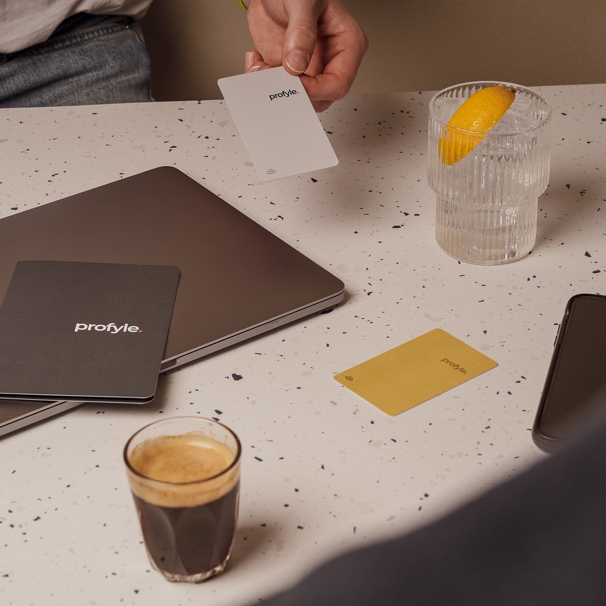 profylecard's tweet photo. Networking done right! 😎
Forget the wasteful and boring paper business card &amp; leave a lasting impression with your customised, sustainable Profyle card instead...
It's a complete game changer!
#profylecard #digitalbusinesscards https://t.co/6y37ZYMY5L