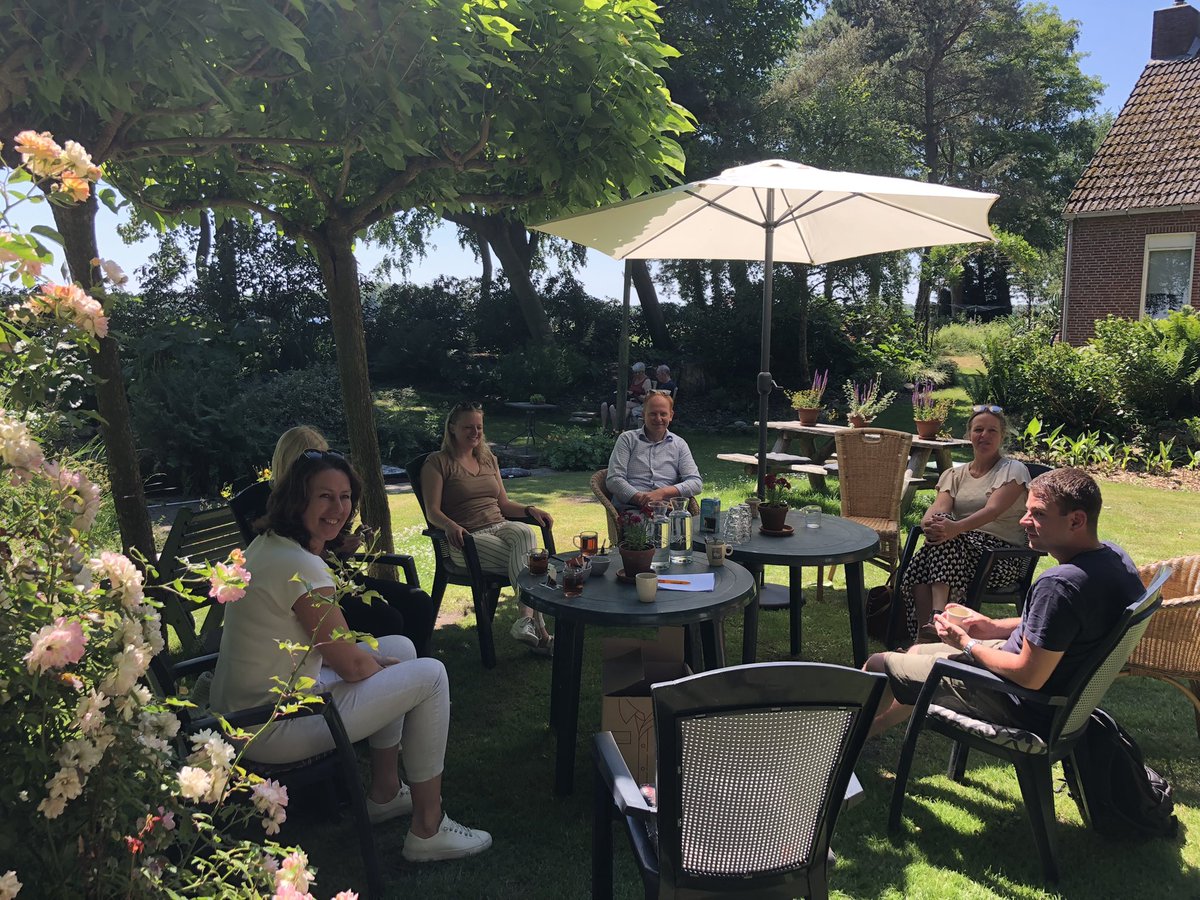 Ziezo! De bijeenkomst/presentatie/grabbelbox van @RoutebureauGron met Groninger gemeenten en <a href="/provgroningen/">Provincie Groningen</a> is weer achter de rug! <a href="/Wildemansheerd/">Wildemansheerd</a> bedankt voor de gastvrije ontvangst!