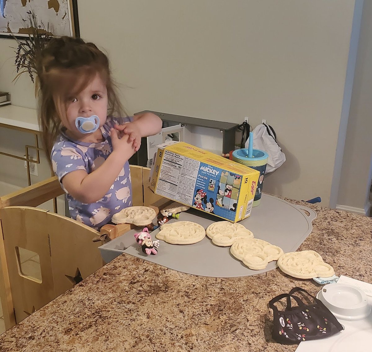 johnbreech's tweet photo. The kid's new favorite morning game is to take every frozen waffle out of the box so she can choose the exact one she wants for breakfast. This is basically life with a toddler in a nutshell. Might start taking bets on this so we can all gamble on it #Wafflegambling #Todderlife https://t.co/4cZWp5FCHh