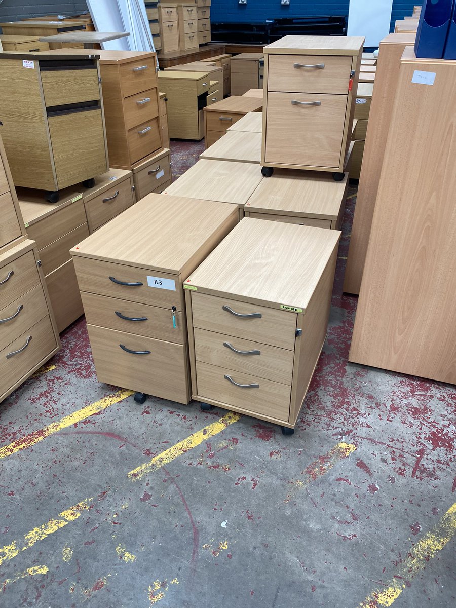 CtWolverhampton's tweet photo. CTFurniture  West Midlands have large amounts of Office Furniture looking for be homes. Desks, Pedestal’s, Storage units, Operator Chairs, Boardroom Tables and Chairs. All at unbelievable prices. Call us on 01902 496010 https://t.co/JRIc9YwPTh