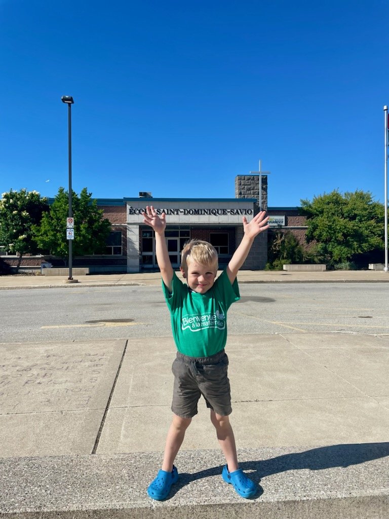 cmartelbrown's tweet photo. Quand ton ancien élève a des enfants et il est excité pour la rentrée en septembre! Bienvenue à Savio Daytin! @ECStDSavio @CscProvidence @JPGagnier https://t.co/tM80OaVYEz
