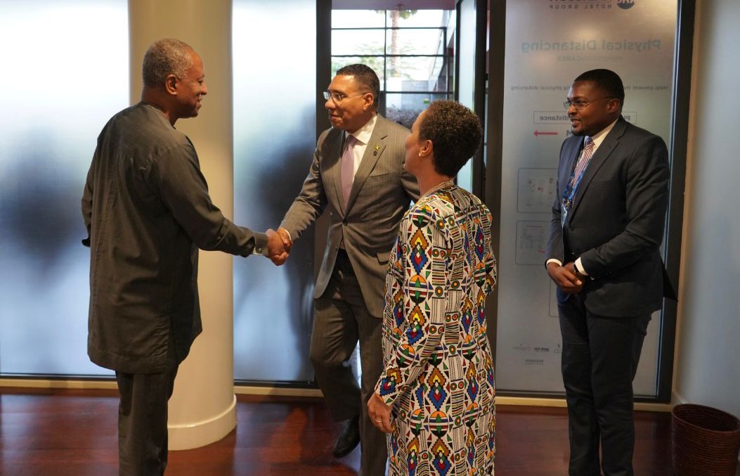 kaminajsmith's tweet photo. 2/2 ... including the #Commonwealth as well as my candidature for CWSG. #KJSforCSG We were delighted to have MHPM @AndrewHolnessJM stop by during our robust discussion.
#KJSforCSG https://t.co/N11qnc8AtF