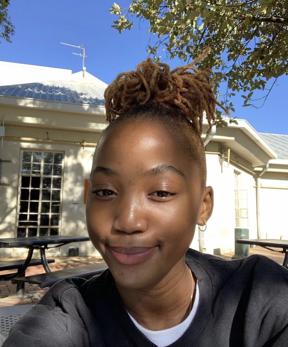 PortiaM_Skin's tweet photo. Are you glowing too?✨🥰
Share your picture below 👇 and spread the glow with us🌺
#sharetheglow
#pmsquad
#refusetoglowalone
#portiamskincare
https://t.co/qHZhwHbIgO https://t.co/fNd9DJEXEl