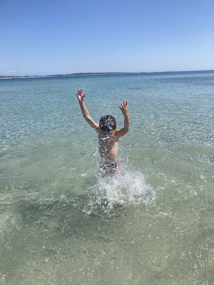 A maioría dos afogamentos de nenos en Galicia teñen lugar en piscinas e débense á falta de supervisión uvigo.gal/universidade/c…