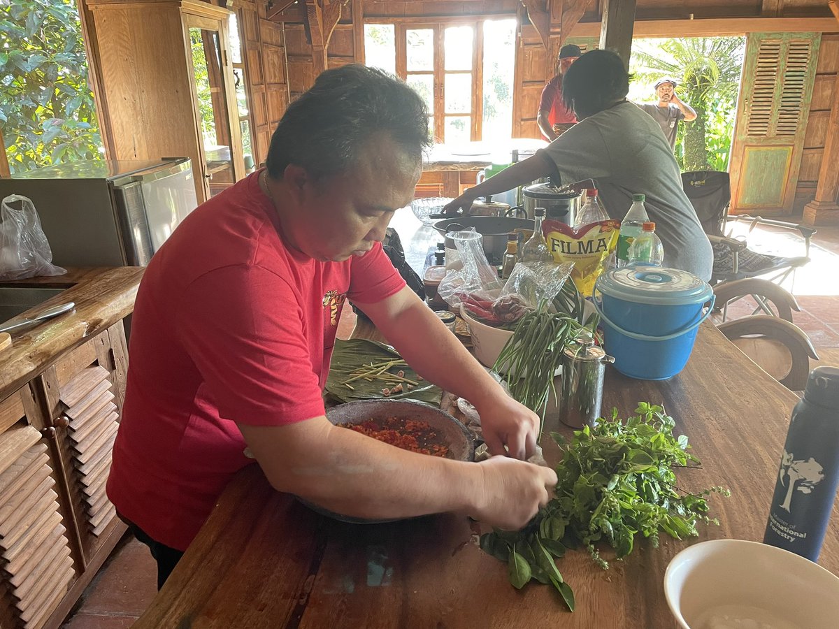 Tanah Air β tweet media