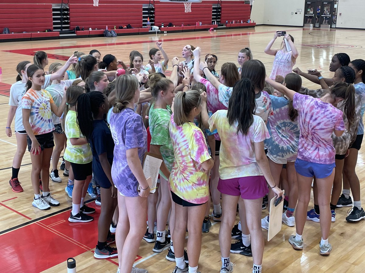 cv_girlsbball's tweet photo. 🦅♥️Today marks the 50th anniversary of Title IX &amp; what better way to celebrate then finishing up our last day of a great week of camp with our Little Lady Eagles https://t.co/0KZ2fF5Vky