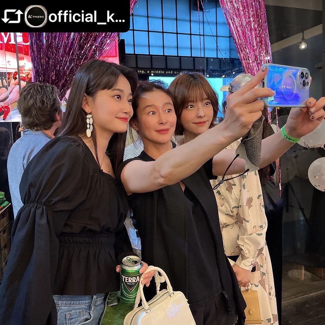 영화 '모어' VIP시사회. 배우 예지원님도 함께! 드래그 아티스트로서의 삶과 그의 퍼포먼스, 한국의 현실과 지독하게 잘 맞아 떨어지는 각종 음악의...