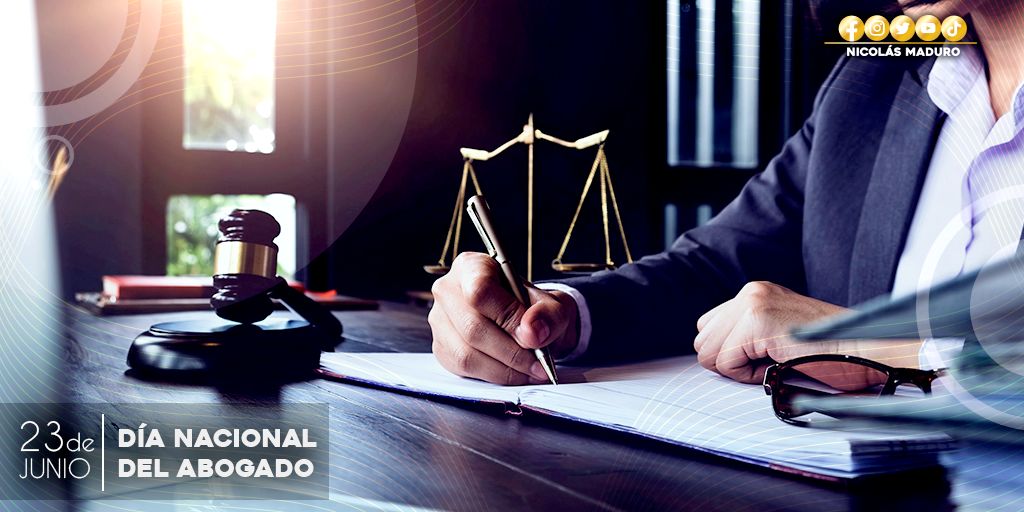 Mis felicitaciones a todos los abogados del país en su día, especialmente a mi compañera y primera combatiente de Venezuela, <a href="/ConCiliaFlores/">Cilia Flores</a>. Sigan ejerciendo el Derecho con ética, compromiso y moral por la justicia de nuestro pueblo. ¡Mi abrazo fraterno!