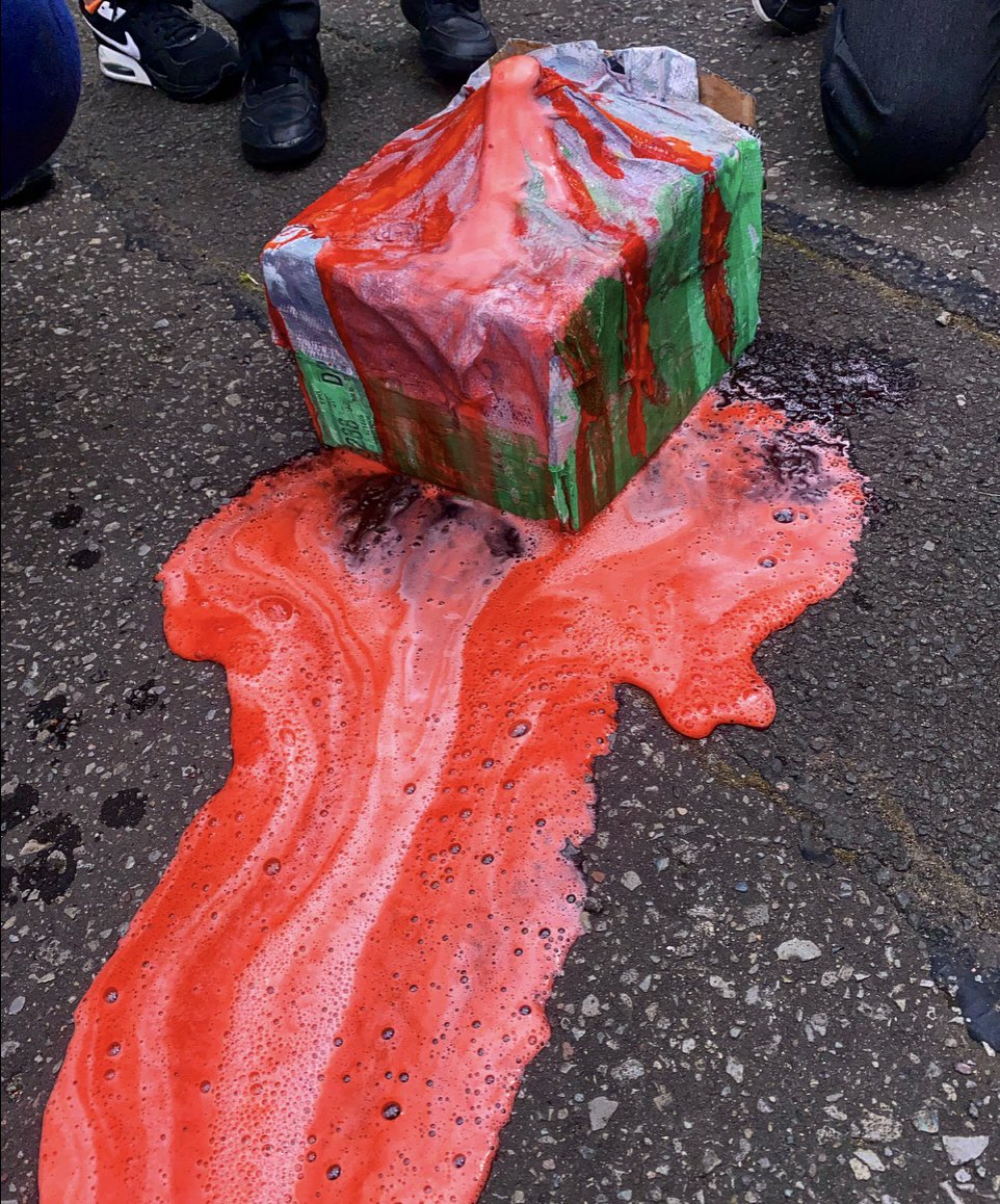 Miss_Park_10's tweet photo. This afternoon we finished off our Natural Disasters topic with some awesome volcanic eruptions. 🌋

Thanks to P2b for joining us and for their wonderful enthusiasm! 👏🏻

 @STEMglasgow @STEMglasgow https://t.co/8f08ZPx6Q8