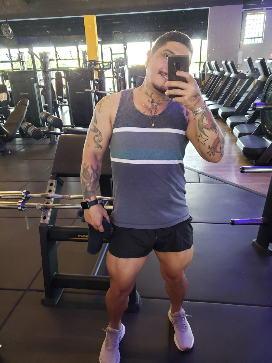 Alison47718738's tweet photo. Quintouuu
Vida que segue....
#forlike #boy #boyhot #boybig #amazing #musclebear https://t.co/ji0ejDZHNa