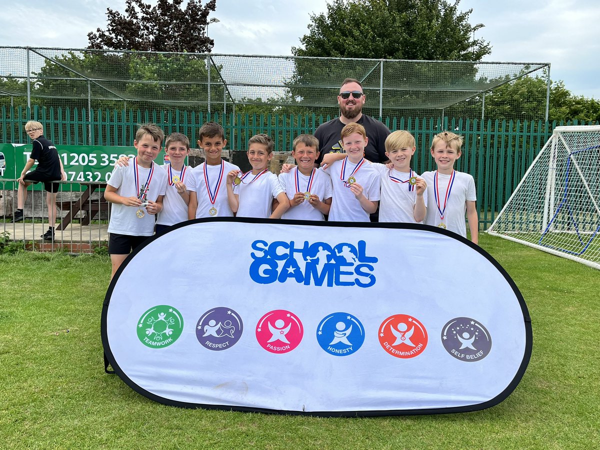 Boston School Sport (@bostonssp) on Twitter photo The results are in. A big congratulations to everyone who took part in today. It was a great cricketing day. 🥇@EmmausFed (Sutterton) 🥈@EmmausFed (Swineshead) 🥉<a href="/BostonWestAcad/">Boston West Academy</a> <a href="/ButterwickPS/">Butterwick Primary School</a> <a href="/NewLeakePTFA/">New Leakers</a> <a href="/FVandNY/">Frithville & New York Primary Schools</a> <a href="/QuadringPrimary/">Quadring Primary</a> <a href="/LincsCricket/">Lincolnshire Cricket</a> <a href="/YourSchoolGames/">School Games</a> <a href="/ActiveLincs/">Active Lincolnshire</a> The results are in. A big congratulations to everyone who took part in today. It was a great cricketing day. 🥇@EmmausFed (Sutterton) 🥈@EmmausFed (Swineshead) 🥉<a href="/BostonWestAcad/">Boston West Academy</a> <a href="/ButterwickPS/">Butterwick Primary School</a> <a href="/NewLeakePTFA/">New Leakers</a> <a href="/FVandNY/">Frithville & New York Primary Schools</a> <a href="/QuadringPrimary/">Quadring Primary</a> <a href="/LincsCricket/">Lincolnshire Cricket</a> <a href="/YourSchoolGames/">School Games</a> <a href="/ActiveLincs/">Active Lincolnshire</a>