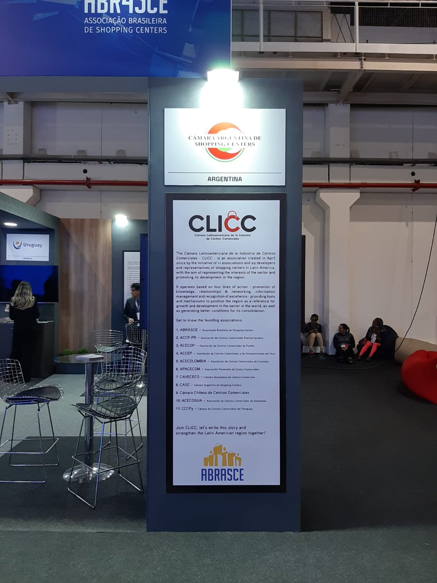 ShoppingArg's tweet photo. Ayer comenzó el 17mo Congreso Internacional de Shopping Centers ABRASCE 2022, que se está llevando a cabo en San Pablo, Brasil.
La Cámara Argentina de Shopping Centers está presente y forma parte del stand de la Cámara Latinoamericana de la Industria de Centros Comerciales
#CASC https://t.co/VeLDX5tZJ0