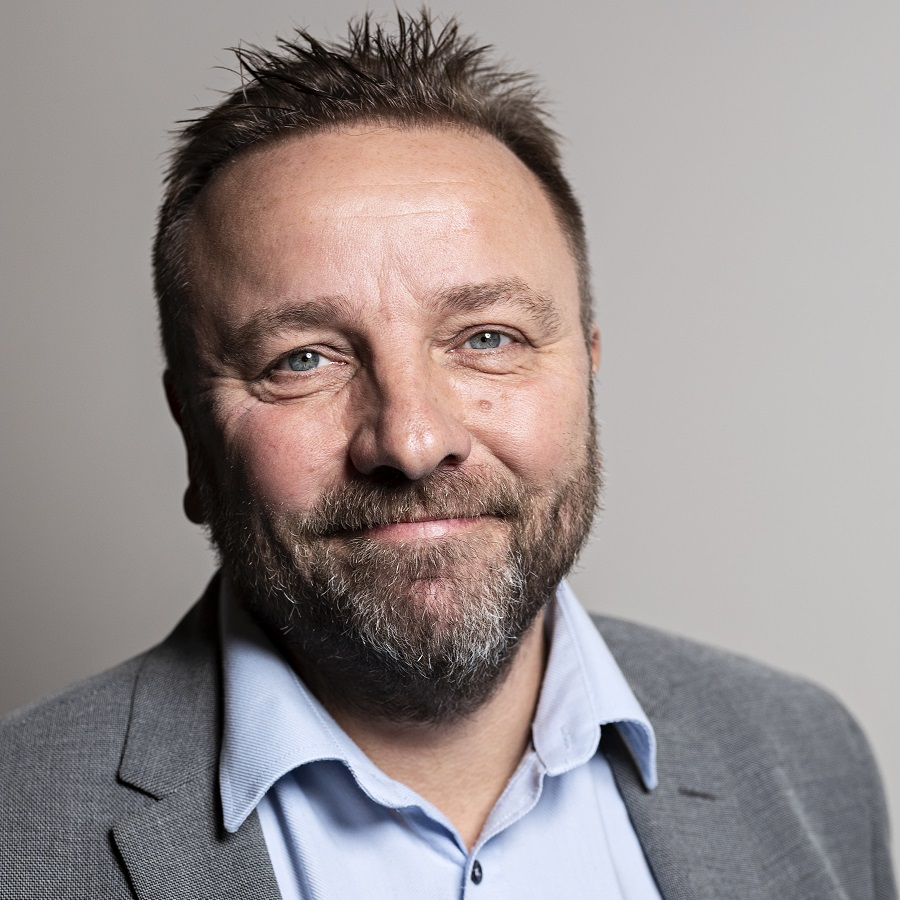 “At #EuroTier, I’m exploring data platforms that collect and manage farm data, like #feeding and slaughter as this can reduce manual labour - our biggest cost. Networking is an important part of EuroTier also“
Henrik Refslund Hansen, pig farmer, Denmark
eurotier.com/en/news/farmer…