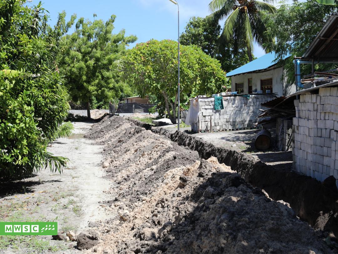MWSC Chairman Ahmed Mausoom, Deputy Managing Director <a href="/shareef414/">Mohamed Shareef</a> and management team visit GDh. Vaadhoo to inspect the progress of ongoing Water &amp; Sewerage Project.   
   
#MWSCAsaasee #EkuveriMWSC