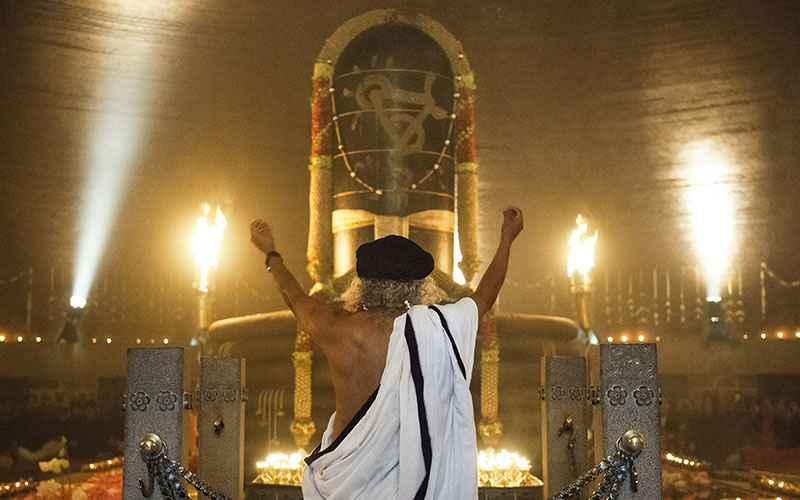 SadhguruJV's tweet photo. Dhyanalinga is like a living Guru. The main role of a Guru is not to give teachings and guidance but to ignite your energies. #SadhguruQuotes https://t.co/d3u3XIyMJn