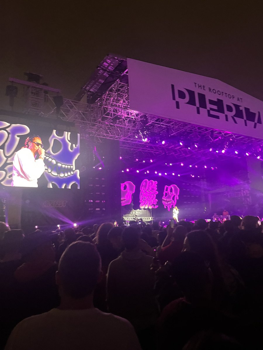 massryd's tweet photo. #apefest #NFTNYC2022 #future https://t.co/ilzFrgD4p2