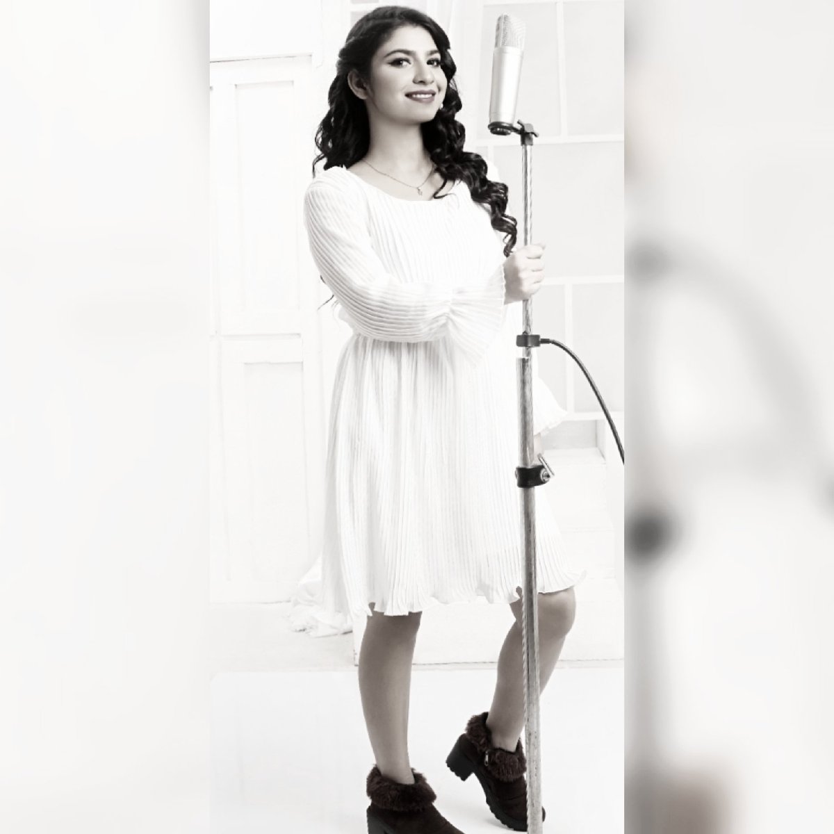 nikitarofficial's tweet photo. People haven't always been there for me but music always has❤️🥰
.
.
.
.
.
.
#music #recording #mic #audio #singer #studio #sound #recordingstudio #micwireless #musician #audioengineer #proaudio #micwirelessmurah #ws #q #micq #speaker #micws #microphones #soundengineer #sound https://t.co/O5uenc5LyT
