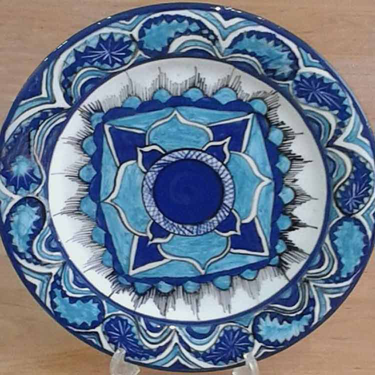 fafa313110's tweet photo. #Sofal of Meybod, Yazd
With Khorshid Khanom(The sun is a she in Iran), Fish and Bird decorations
#IranInReality
#Iran
#ایران
به کوری چشم #سلبریتی_های_دوزاری
#قیام_مردم_علیه_سلبریتی_ها
#من_ارزشی_تو_اهل_چی https://t.co/zfOhG400Ez