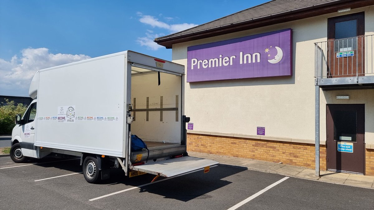 TerryGalloway's tweet photo. This is my truck for the next few days. Just waiting for the riders and their bags. Biking for Children in Care @Become1992 #BFCIC https://t.co/fTqvkTS2oK