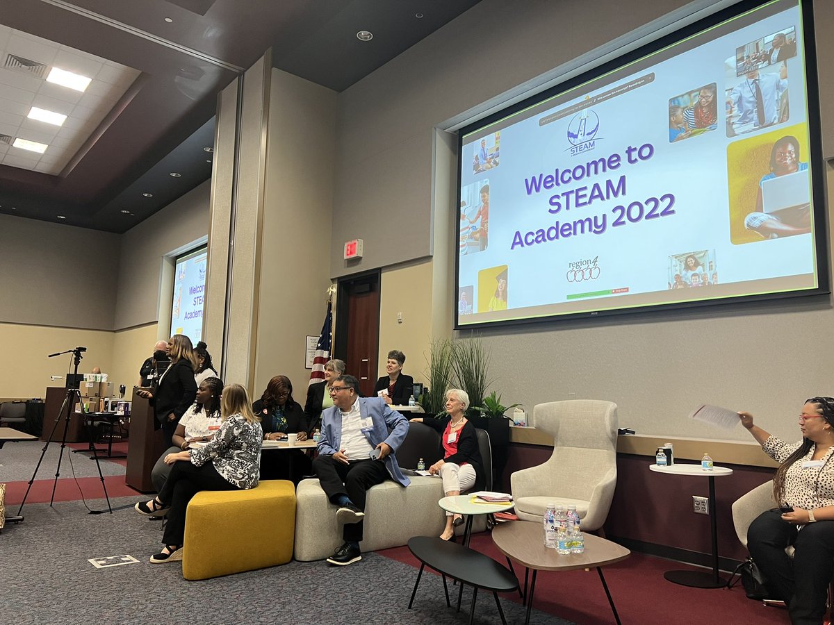 An exciting start to the day here at #Region4ESC at our @r4digilearn STEAM Conference! 

Are you attending in person or online today? Share your experience with us using #R4STEAM. We’re looking forward to an amazing day of learning.