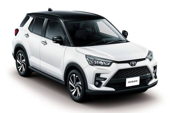agathaIyne's tweet photo. SELAMAT kami ucapkan kepada tirai satu mendapat SATU BUAH JAM TANGAN ROLLEX seharga 360JT, kemudian ada tirai dua membawa pulang MOBIL TOYOTA RAIZE seharga 550JT, dan maaf… tirai tiga membawa bungkusan kacang. 🥹 https://t.co/A4mHQ2jIUH