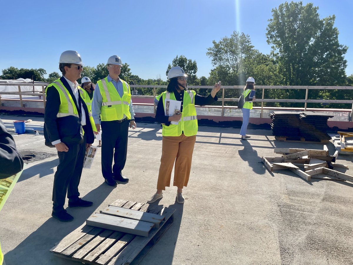 CleveFoundation's tweet photo. #CLEhome is already warm and inviting! Our Board of Directors took in HQ views this morning guided by CEO Ronn Richard, COO ⁦@lilliankuri⁩ &amp; CFO ⁦@rosanne_potter⁩. High ceilings = high aspirations for our work #WithCommunity. https://t.co/FL2KasakvK