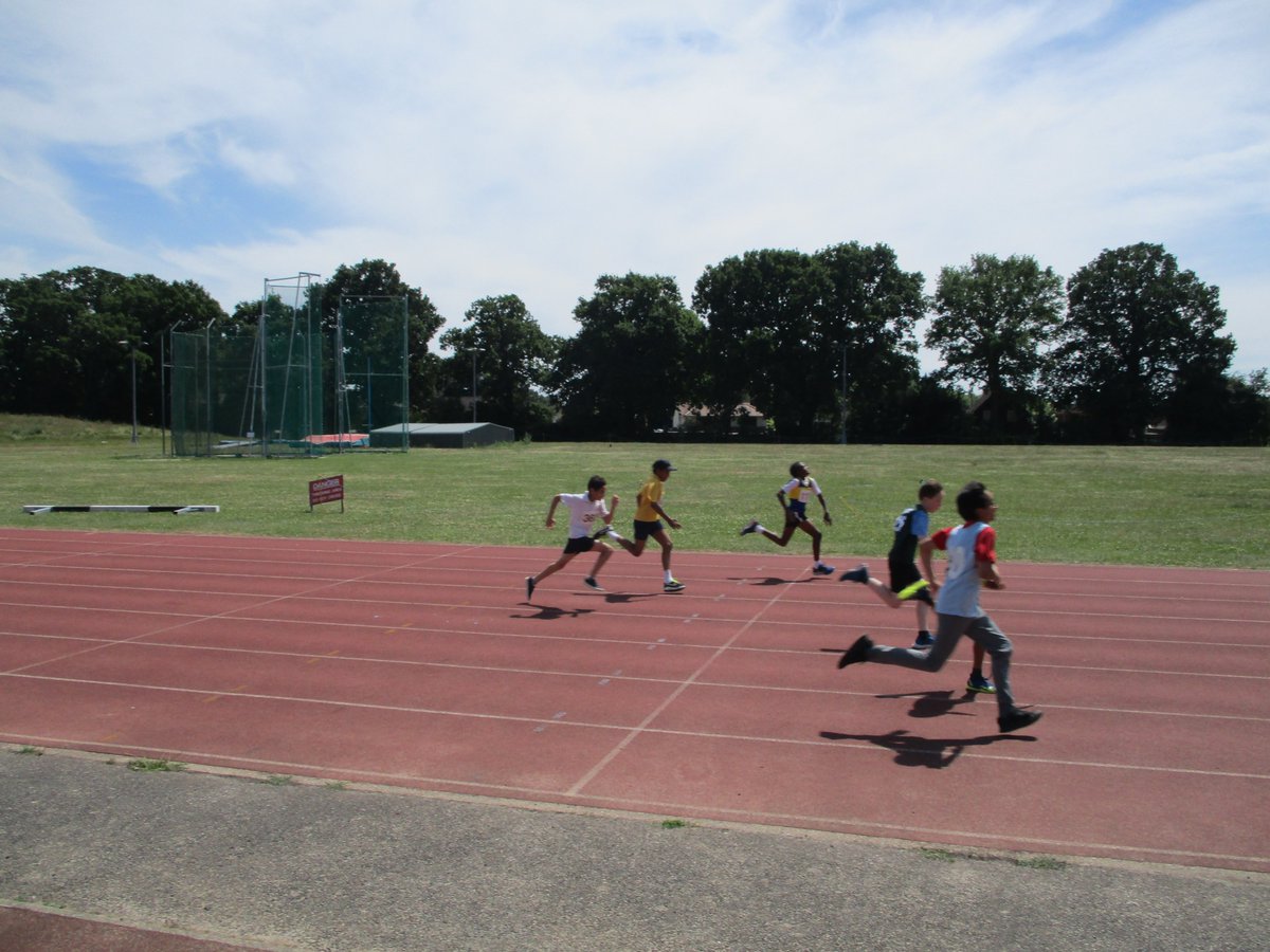 Very proud of our Year 5 and 6 pupils who came 1st in Tuesday's local athletics tournament held at Bannisters, with both the girls team and the boys team coming 1st in their group.