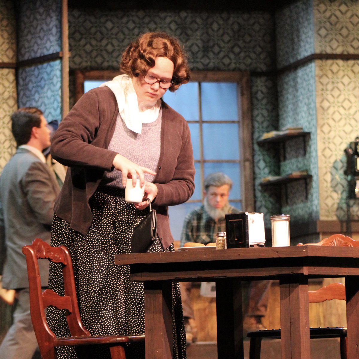 ksthespians's tweet photo. Bus Stop presented by Paola High School, Troupe 66. Break a leg! π π π #KSThespians #ITF22 π» #Kansas π» @paolahightheatre #PHSTheatre #Troupe66 https://t.co/EzfzWjiHJl