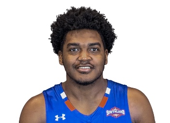 🚨WE NEED YOUR HELP🚨
This is Darius Lee. On Sunday, June 20th, at 12:40 AM at E. 139 St. &amp; 5 Ave, he was shot and killed along with 8 others who sustained non-life threatening injuries.

Anyone with information regarding this terrible tragedy is encouraged to call 1-800-577-TIPS