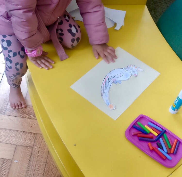 PlumsteadLibrary (@plumstead_lib) on Twitter photo To mark #WindrushDay2022 the children decorated tropical birds during Messy Morning today. 🦜✂️ 🌴 Join us every Thursday 10.30-11.30am for crafty fun ✨ <a href="/greenwichlibs/">Royal Greenwich Libraries</a> <a href="/Royal_Greenwich/">Royal Borough of Greenwich</a>
<a href="/Better_UK/">Better</a> #LoveYourLibrary To mark #WindrushDay2022 the children decorated tropical birds during Messy Morning today. 🦜✂️ 🌴 Join us every Thursday 10.30-11.30am for crafty fun ✨ <a href="/greenwichlibs/">Royal Greenwich Libraries</a> <a href="/Royal_Greenwich/">Royal Borough of Greenwich</a>
<a href="/Better_UK/">Better</a> #LoveYourLibrary