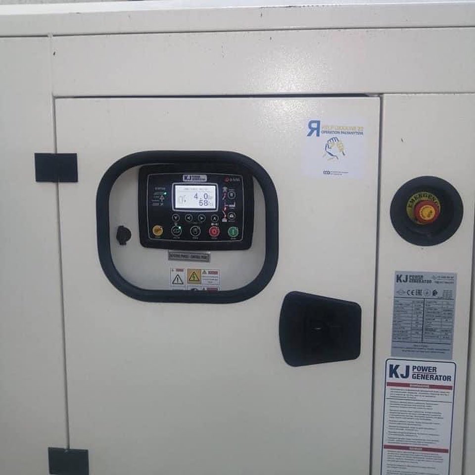 HelpUkr22's tweet photo. We delivered a batch of generators to the city of Huliaipole to ensure the uninterrupted flow of energy to the vital infrastructure.

The city's mayor Serhiy Yarmak noted the importance of autonomous power supplies to Huliaipole in a letter of gratitude to HU22. #Ukraine https://t.co/csnlr6B5dp