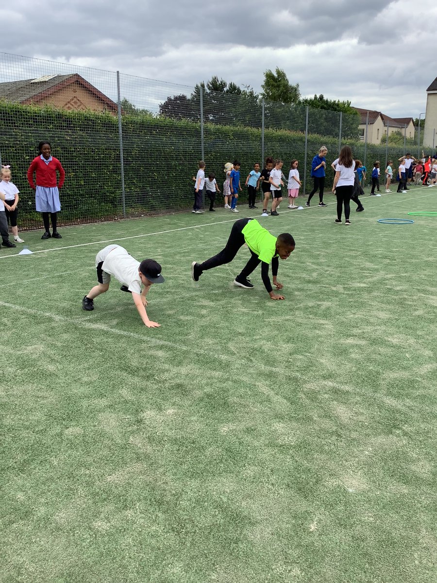 forthview_ps's tweet photo. We loved welcoming our families into school this afternoon to get involved in the P1-3 sports day. Well done everyone! https://t.co/KPopu09wuQ