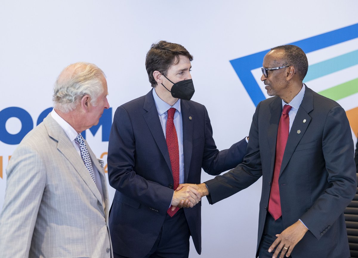 UrugwiroVillage's tweet photo. President Kagame joined HRH Prince Charles and other leaders from the Commonwealth at Intare Arena for the Commonwealth Business Forum (CBF) Heads of Government and CEO’s Roundtable. #CHOGM2022 https://t.co/e1jXMy6vGP