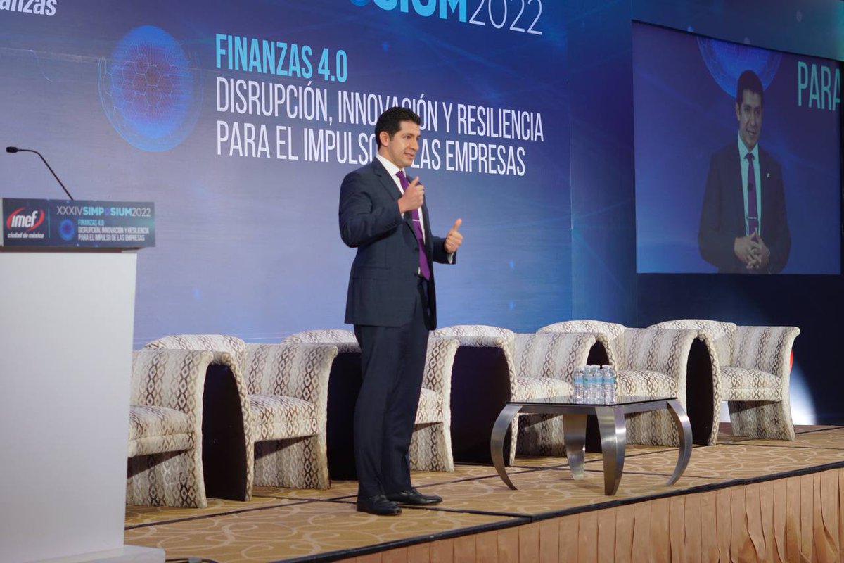 IMEF_CDMX's tweet photo. Estamos en el cierre del Pilar 3 con la conferencia: Capacitación permanente en las empresas y la participación de Eduardo Ávalos Méndez - Director de Operaciones en AICE Agencia Internacional de Calidad Educativa @CACECA_OFICIAL
@IMEFOficial #SimposiumIMEF https://t.co/IAnLRgVSum