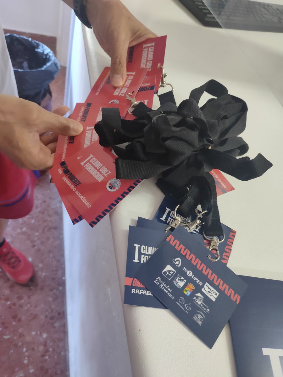 Revisando los últimos detalles del #IClinicCBLZ