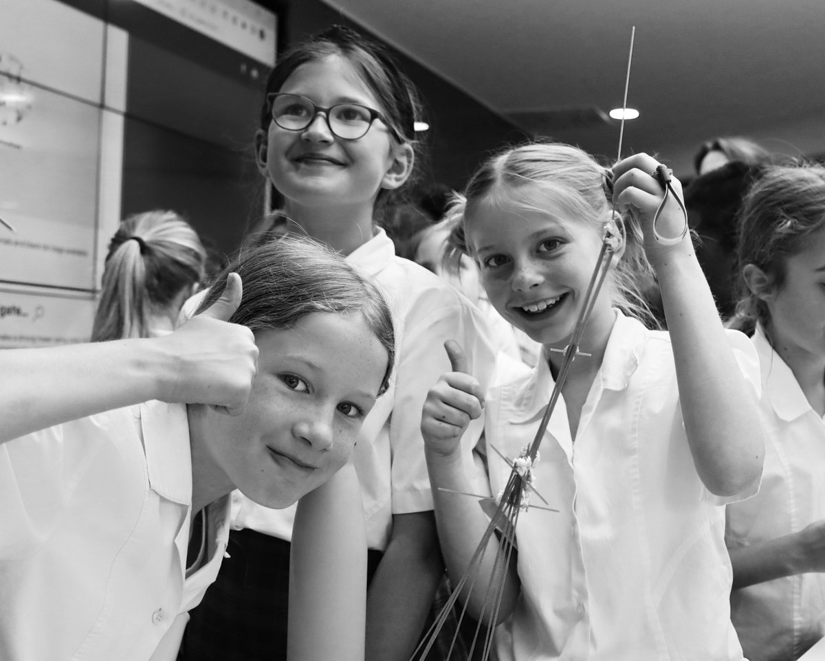 BedfordGirlsSch's tweet photo. It’s also been wonderful to welcome back inspirational alumnae and engineers Lucy Hill (née Scott, DAHS 2011), Sharon Kindleysides (DAHS 1987), Melody Stokes (BHS 1974) &amp; Elizabeth Gilbertson (née McDonald, BHS 1999) into school today to inspire our students! 💜
#INWED2022 https://t.co/Tpo0s0DZZL