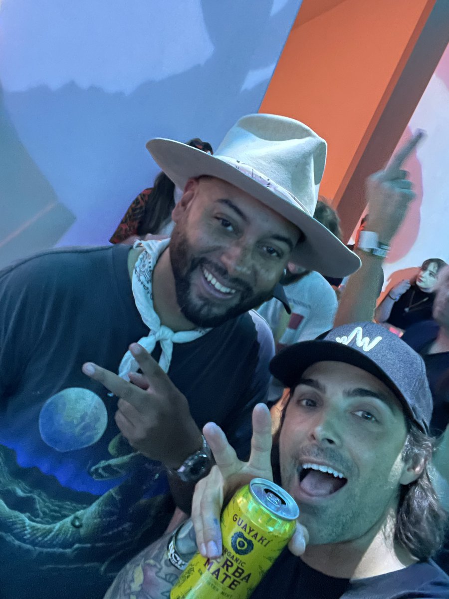 ThankYouX tweet media