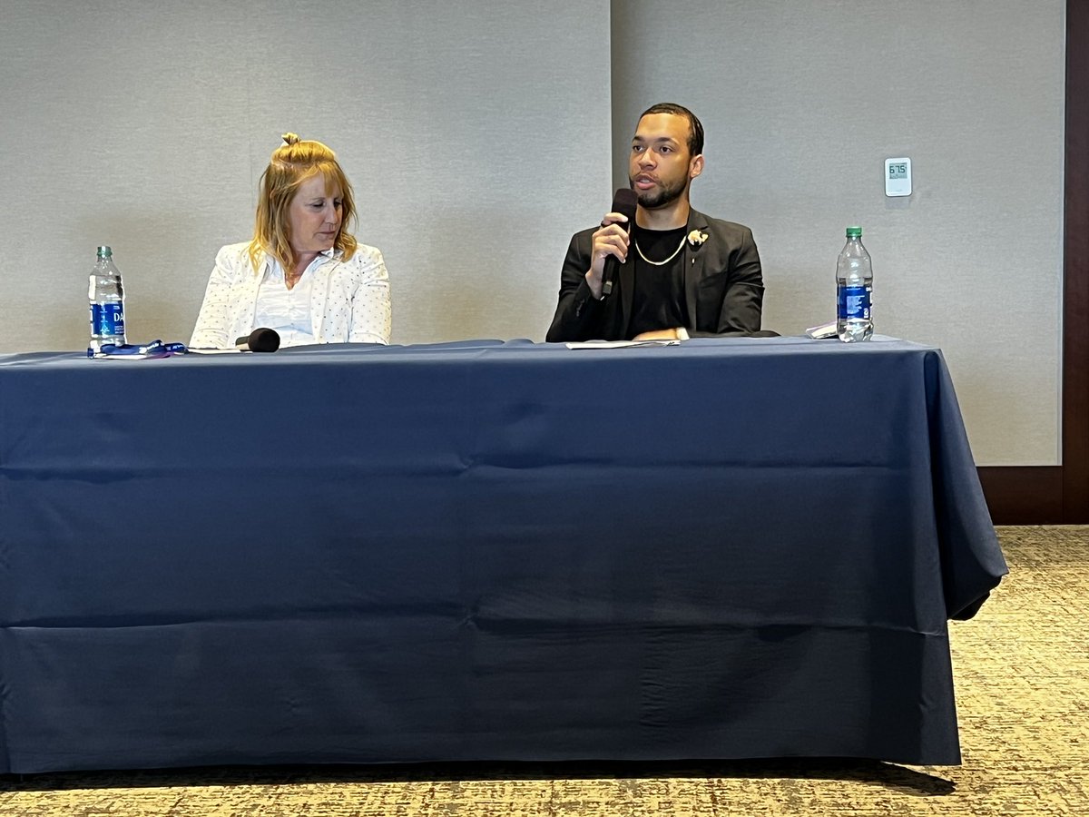 “What does it look like to close wealth gaps? We need to start before students turn 18, as young as 11, when habits are still forming.” -<a href="/DaquanOliver/">Daquan</a>, <a href="/WeThrive_/">WeThrive</a> #FenwayInnovationSummit