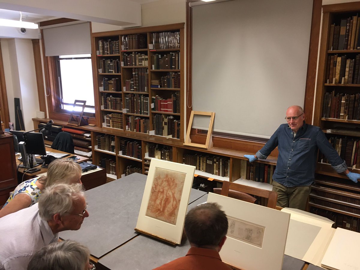 Art_xianity's tweet photo. Outstanding session delivered by #JimHarris @AshmoleanUEP for our A+C support circle.
We got up close and personal with #medieval devotional objects (small ones!) and drawings by #Michelangelo, #Raphael, #Correggio and #Rembrandt.
#benefactor
#patron
#AshmoleanMuseum https://t.co/VqD5WNTNF0