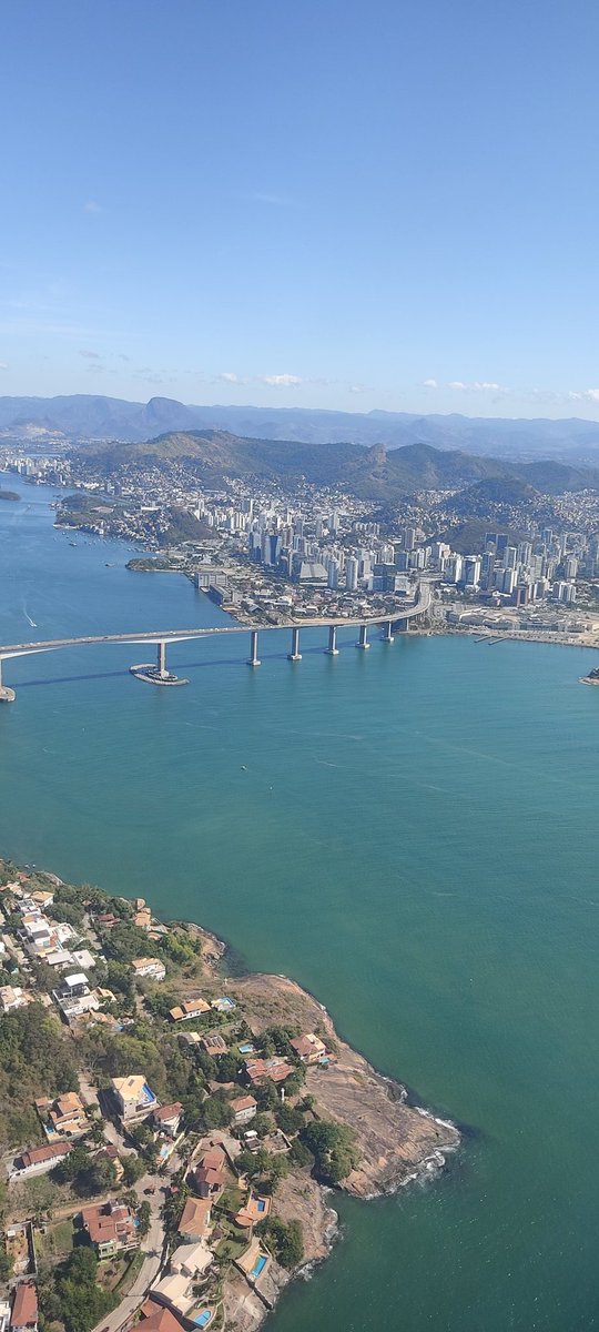 absbrandao's tweet image. Que cidade linda é Vitoria. Já impressiona logo na aterrissagem. 

@devopsdaysvix 
#devopsdaysvix
#picpay 
@FlowFoco