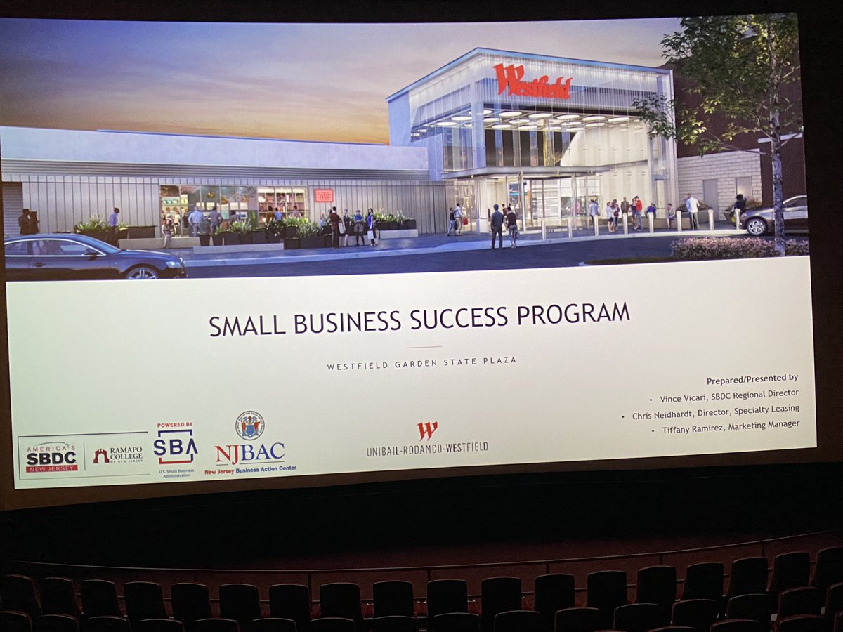 pattyhang's tweet photo. #njsbdc and we’re off and running at Garden State Plaza https://t.co/rfCZCWzetS