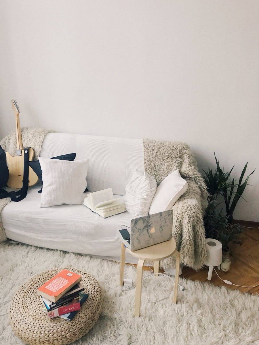 SmartStuffClub1's tweet photo. It's absolutely bang-on!
#Couch #Furniture #Comfort #studiocouch #Wood #Interiordesign #Grey #Flooring #Floor #Rectangle https://t.co/4T1bMzr1J3