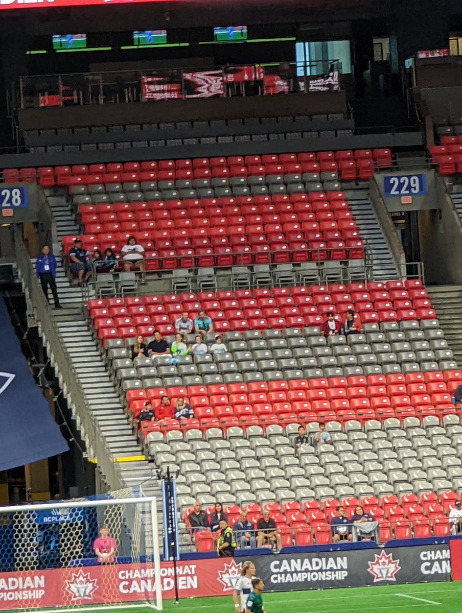 Simon Backer tweet media