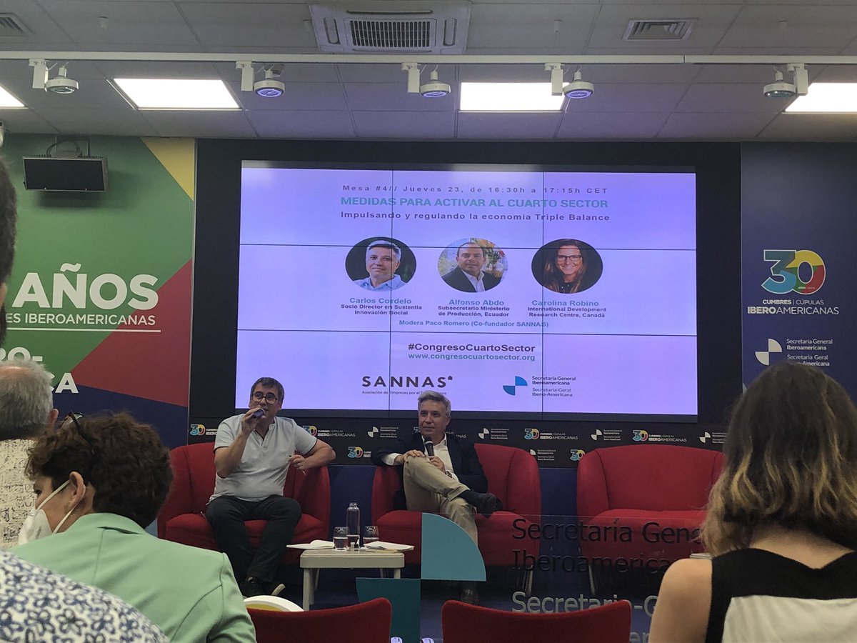 bemariposa_'s tweet photo. AHORA - ¿Qué medidas pueden activar el #CuartoSector?
Carlos Cordero, @abdofelix, @CarolinaIDRC y Paco Romero.
@SomosSANNAS @SEGIBdigital
Puedes verlo en vivo desde https://t.co/8IRaHtGj22 https://t.co/mxTZv7rHrG