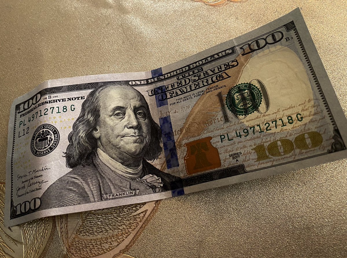 ArtDMonik's tweet photo. I spy with my little eye a mathematician checking out a $100 dollar bill. Shopping time! #ISpyMath #PISDMathChat https://t.co/VbKlAGEIvd