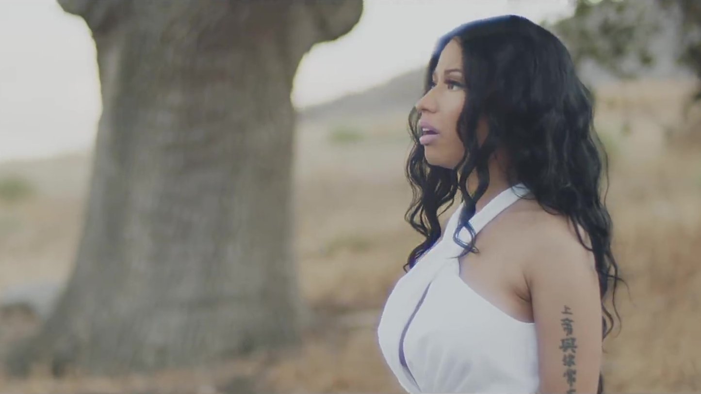 Nicki Minaj Charts (nmcharts) / Twitter