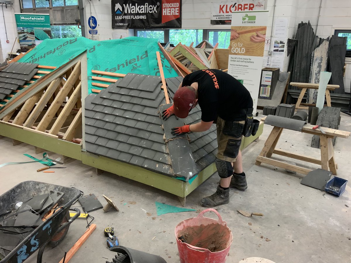 Final touches with just over a half hour to go
Roof Slating and Tiling Skillbuild Regional Heat in Bolton College